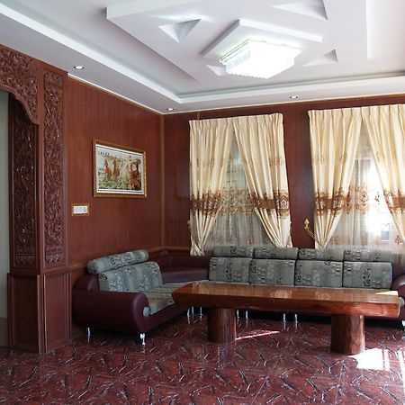 Nice Dream Hotel Мандалей Екстериор снимка