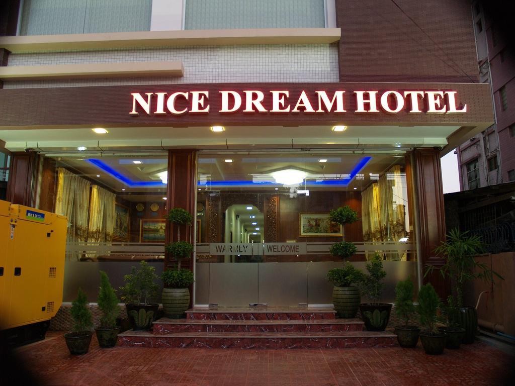Nice Dream Hotel Мандалей Екстериор снимка