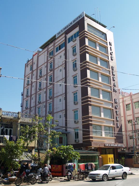 Nice Dream Hotel Мандалей Екстериор снимка